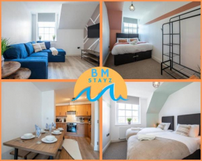 Modern 2 bed Apartment in Bournemouth town centre, 5 minutes walk from the beach, sleeps up to 6